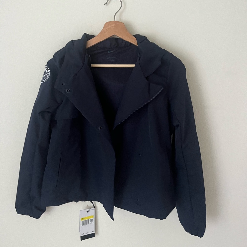 BNWT nike rain jacket